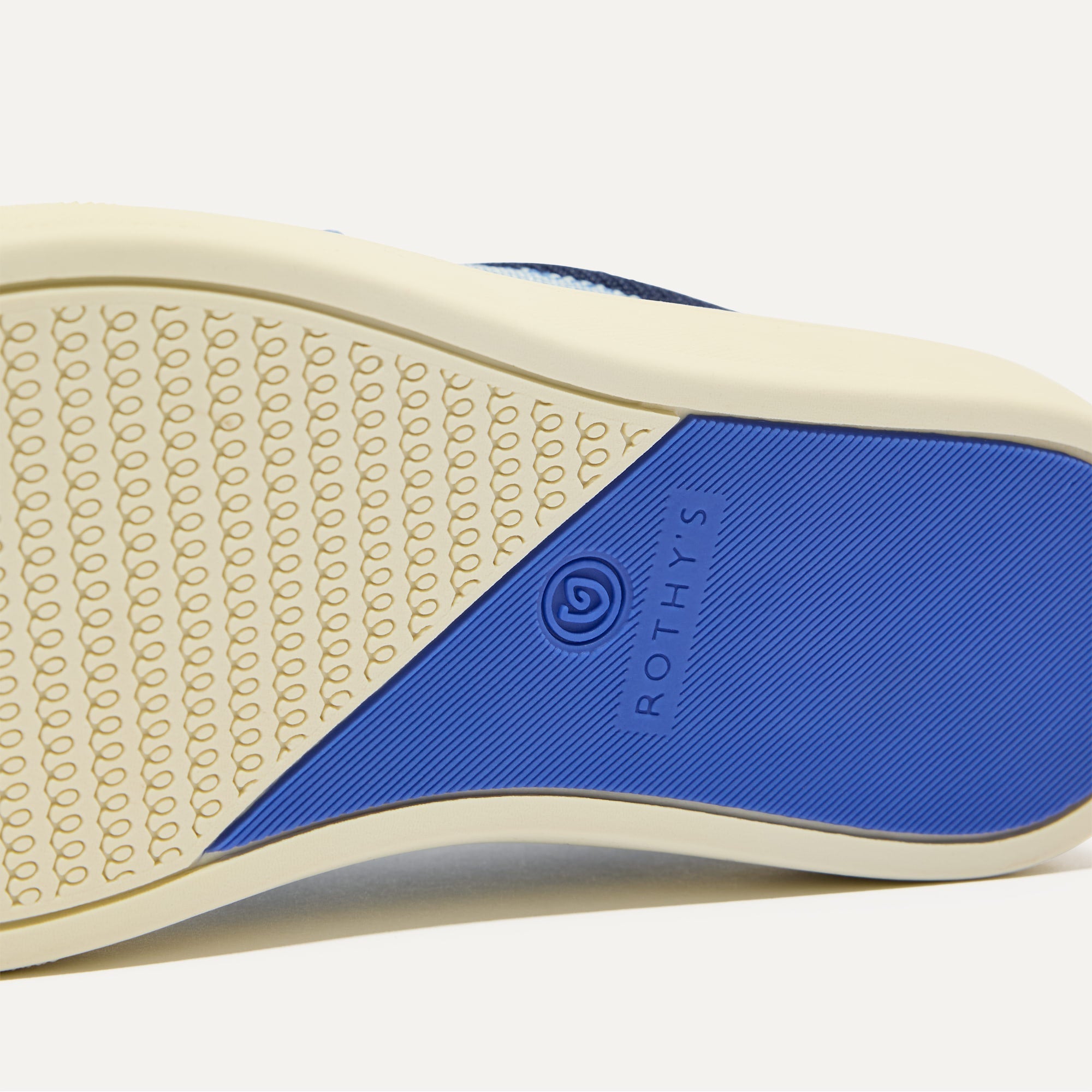 The Kids Strap Sneaker - Berry Blue - Image 9
