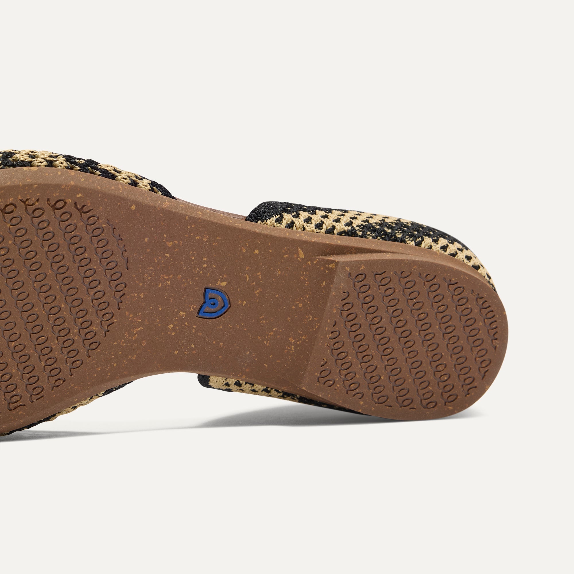 The D'Orsay Point - Shortbread Stripe - Image 7
