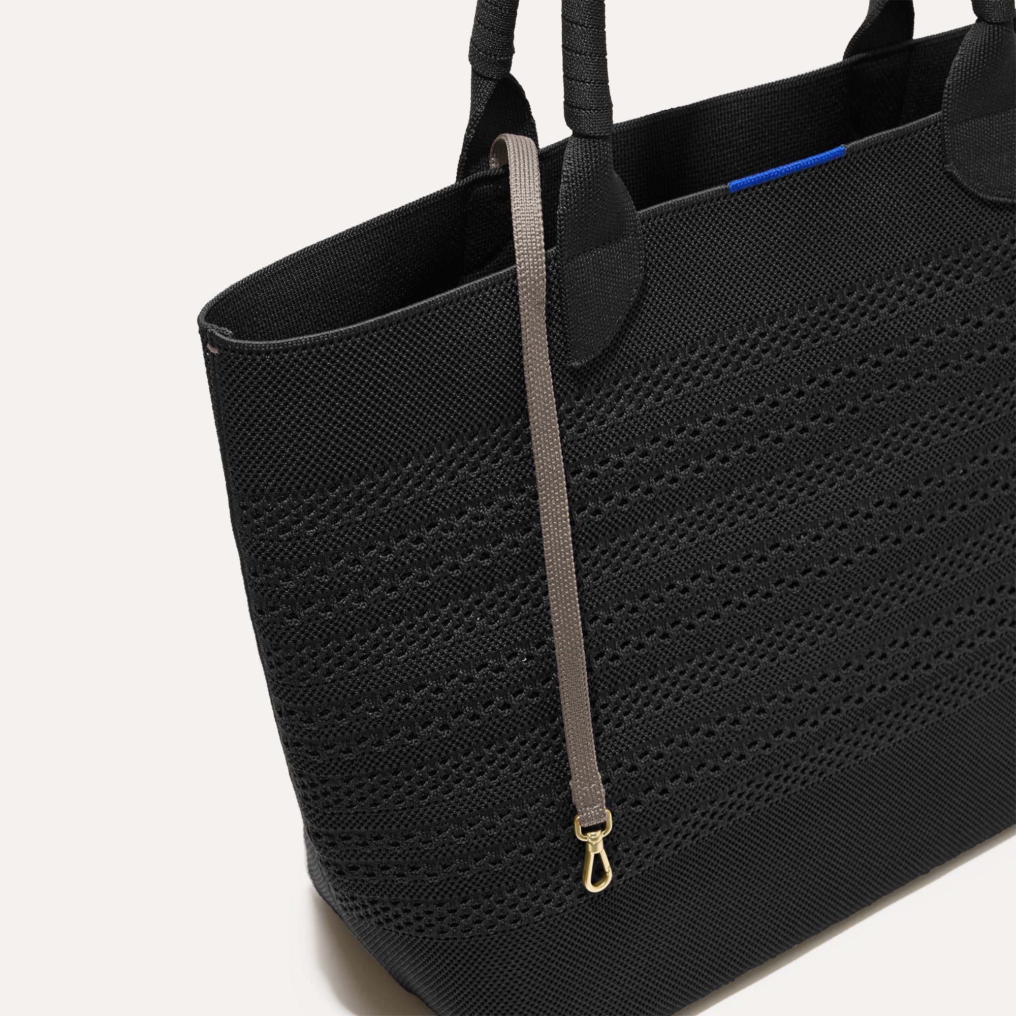The Lightweight Tote - Black Crochet - Image 6