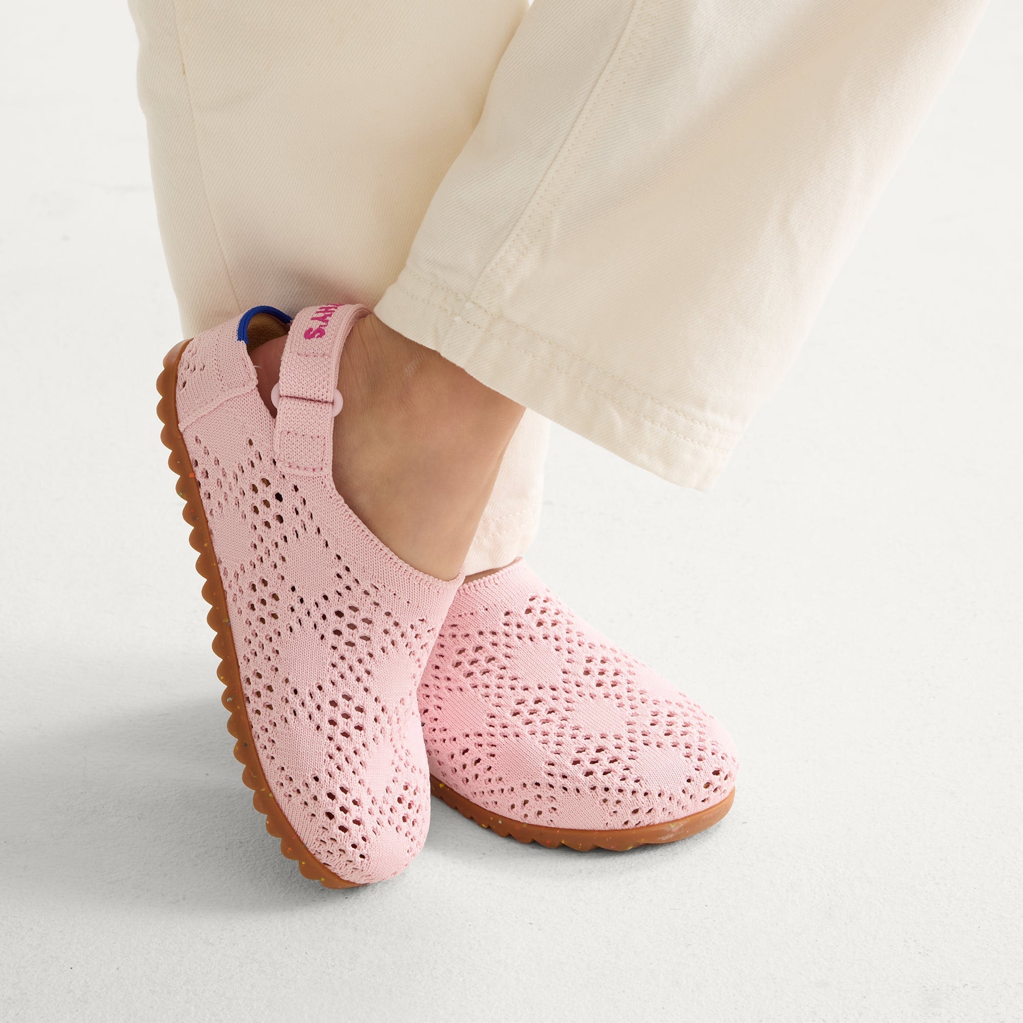 The Kids Clog - Pink Crochet - Image 7