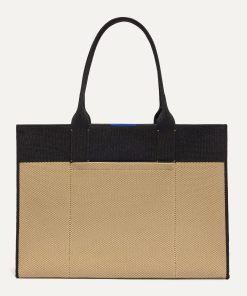 Alternative view of The Classic Tote - Tiramisu