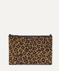 Alternative view of The Convertible Clutch - Toasty Cat