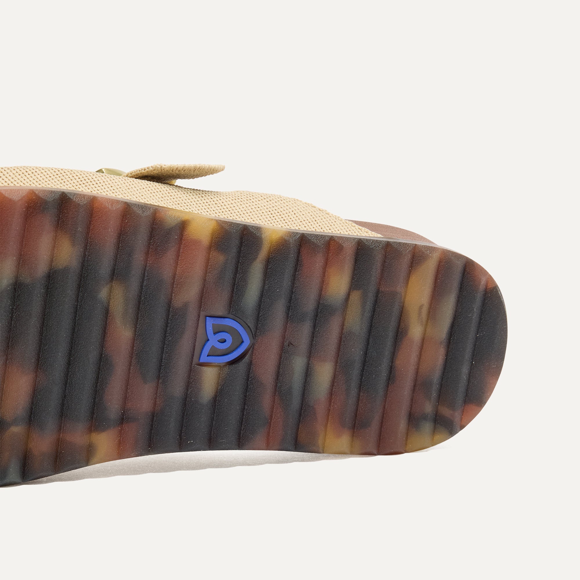 The Buckle Slide - Eyelet Wheat - Image 7